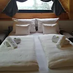 Casa Ninfea Panzio Apartament *