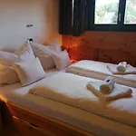 Casa Ninfea Panzio Apartment *