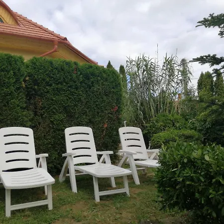 Casa Ninfea Panzio * צ'רסגטומאי