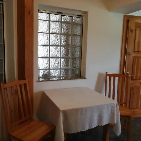 Casa Ninfea Panzio דירה צ'רסגטומאי