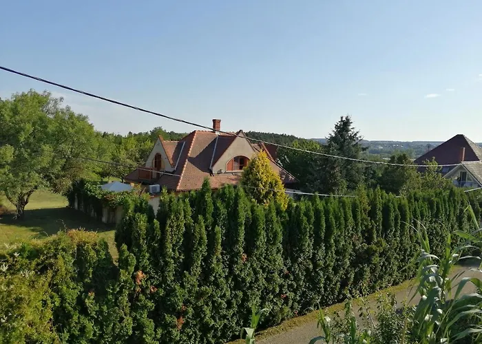 Casa Ninfea Panzio * Cserszegtomaj